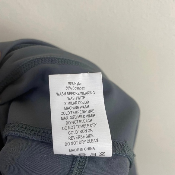 Zyia Active Sage Pocket Drawstring Luxe Leggings - Picture 10 of 11